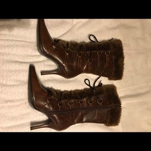 Delicious Brand brown with fur  size 7 1/2
